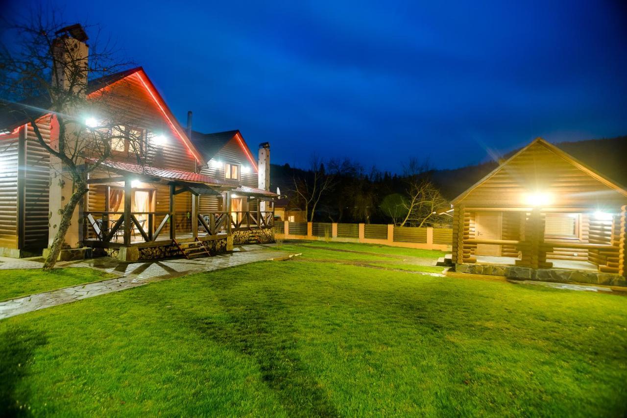 Private House Scherbovets Zhdeniievo Exterior photo